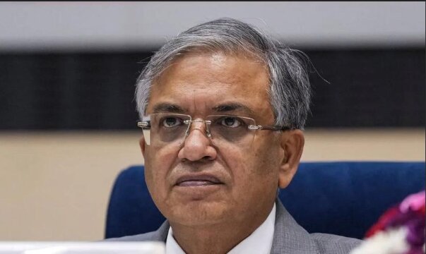 193 Opposition MPs Move to Remove Chief Election Commissioner