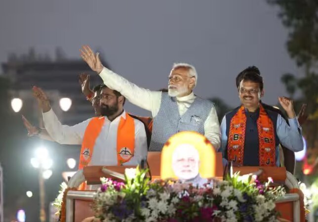 PM Modi Leads Grand Roadshow in Puducherry