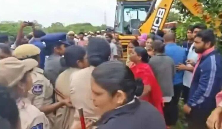 Farmers Detained Over Bullet Train Land Fencing