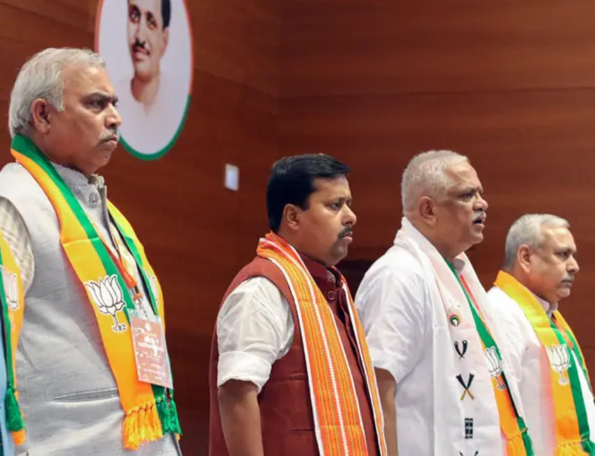 BJP Passes Sharp Resolution Against Congress Over Vande Mataram